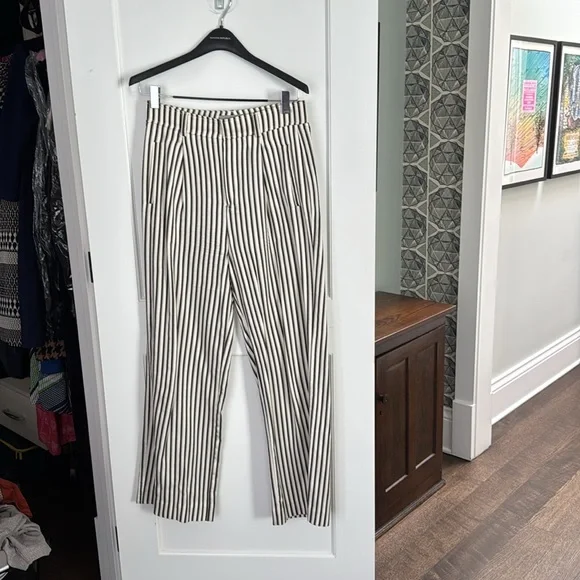 The Way High Drape Pant by Everlane 32” inseam, size 8 ombré stripe - Picture 5 of 6